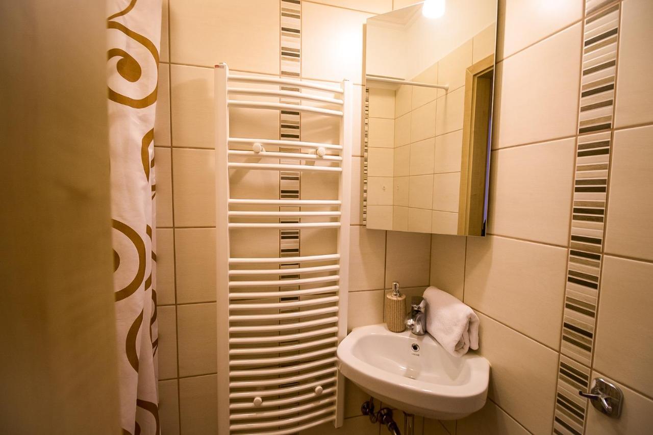 Thermal Next I Weninger Apartman Kiskunhalas Exterior photo