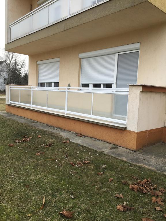 Thermal Next I Weninger Apartman Kiskunhalas Exterior photo